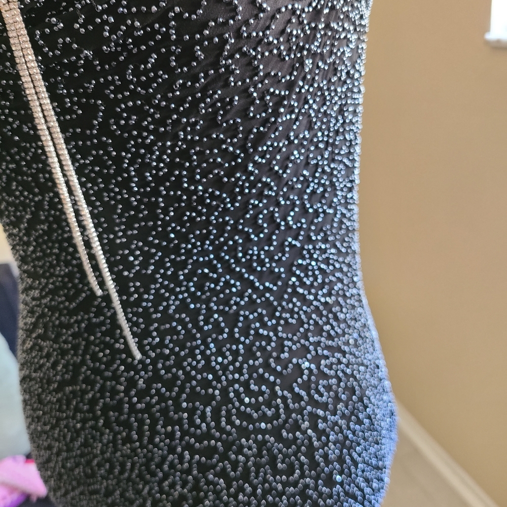 Dress - Picture 5 of 6